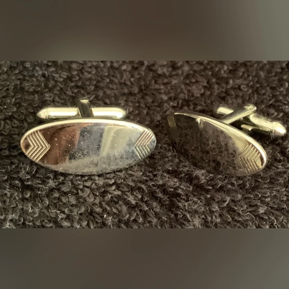 Vintage Oval Swank Sliver-Toned Cufflinks